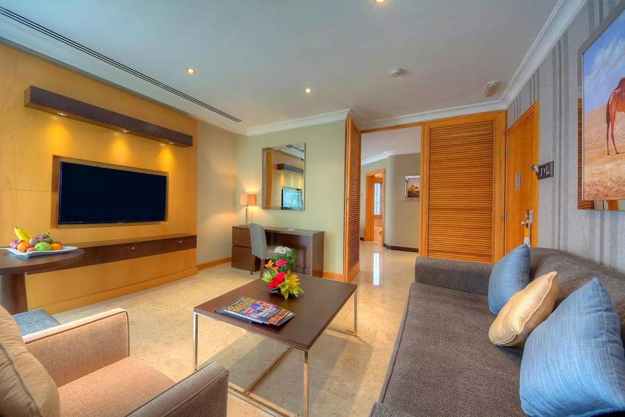 DUBAIMARINABEACH_EDIT (16).jpg